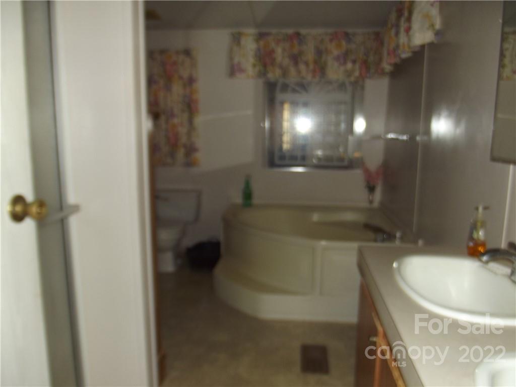 7773 Riverbend Road Claremont, NC 28610 - Photo 4 of 13 Gallery Image 4