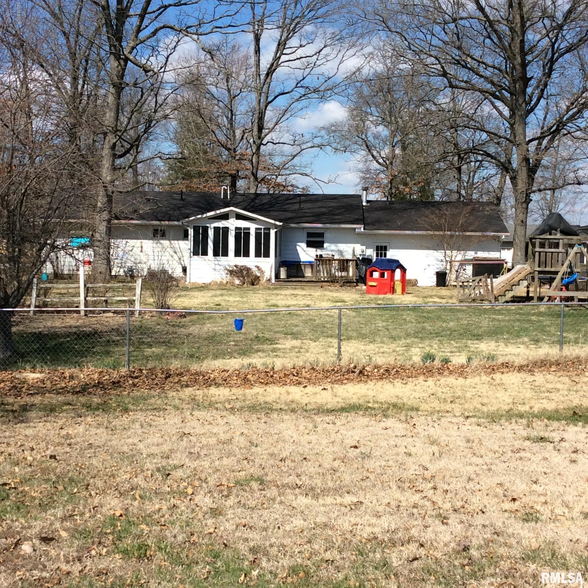 7810 Idyle Wild Road Du Quoin, IL 62832 - Photo 14 of 16