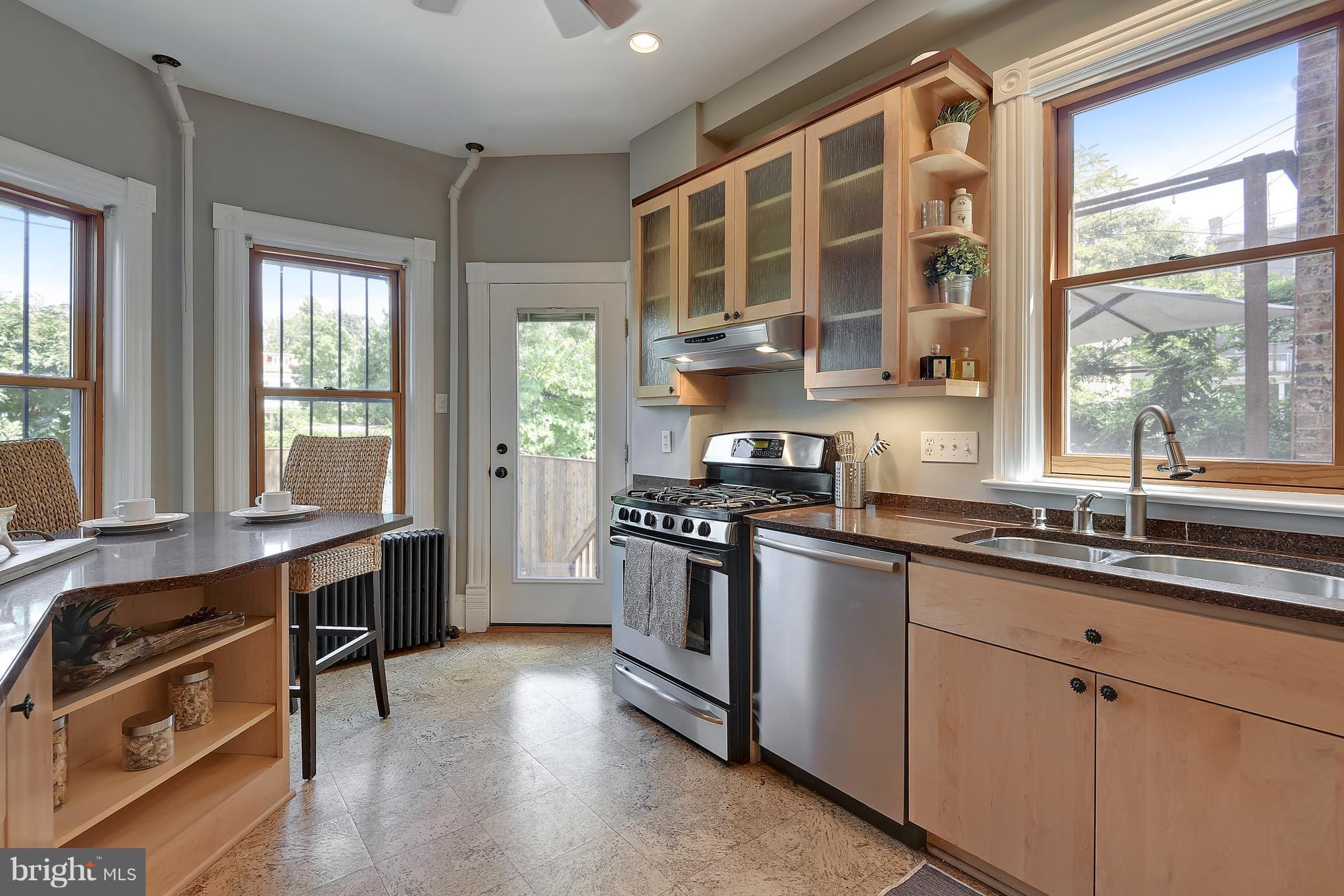 215 5th Street Northeast Washington, DC 20002 - Photo 8 of 33 Kitchen