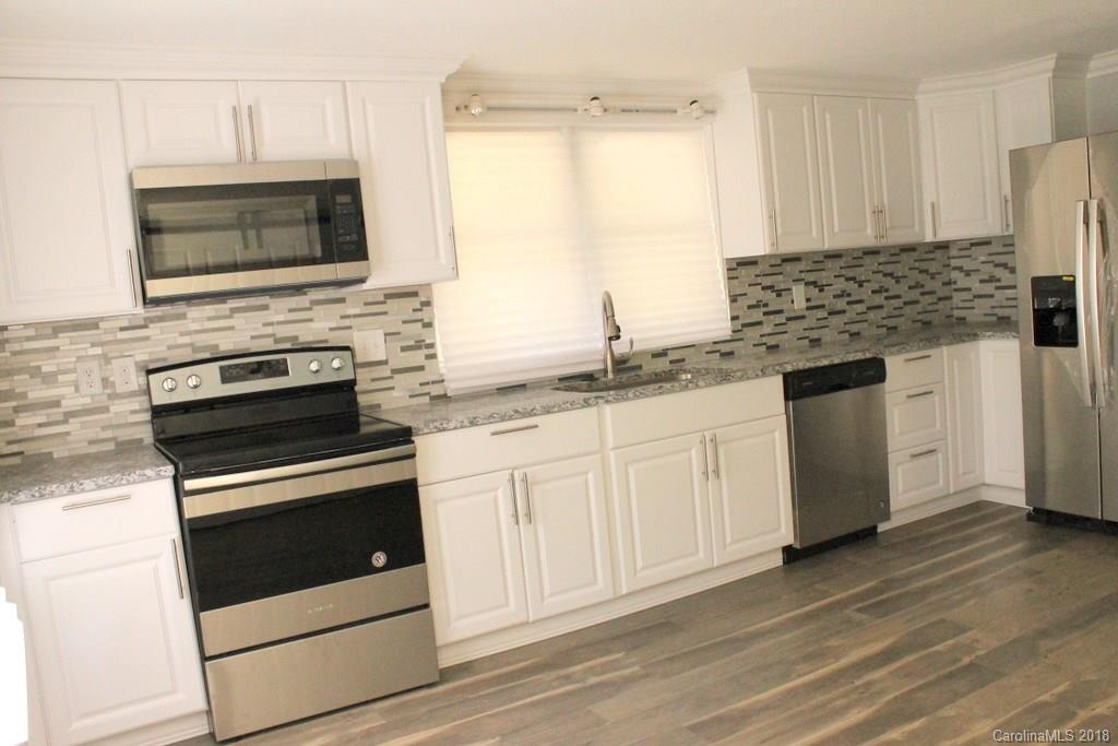 1394 Suttle Road Lancaster, SC 29720 - Photo 7 of 25 Gallery Image 7