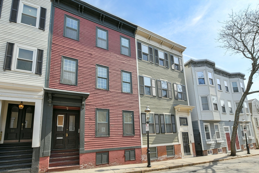 31 Pleasant Street, Unit 1 Boston, MA 02129 - Photo 7 of 8 a front view of a building