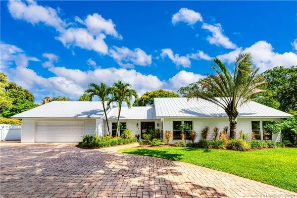 $1,450,000 | 10 Ridgeland Drive, Stuart, FL 34996