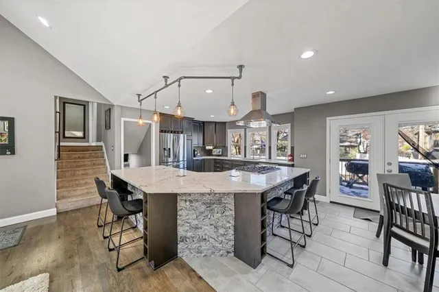 $415,000 | 12418 West 100th Street, Lenexa, KS 66215