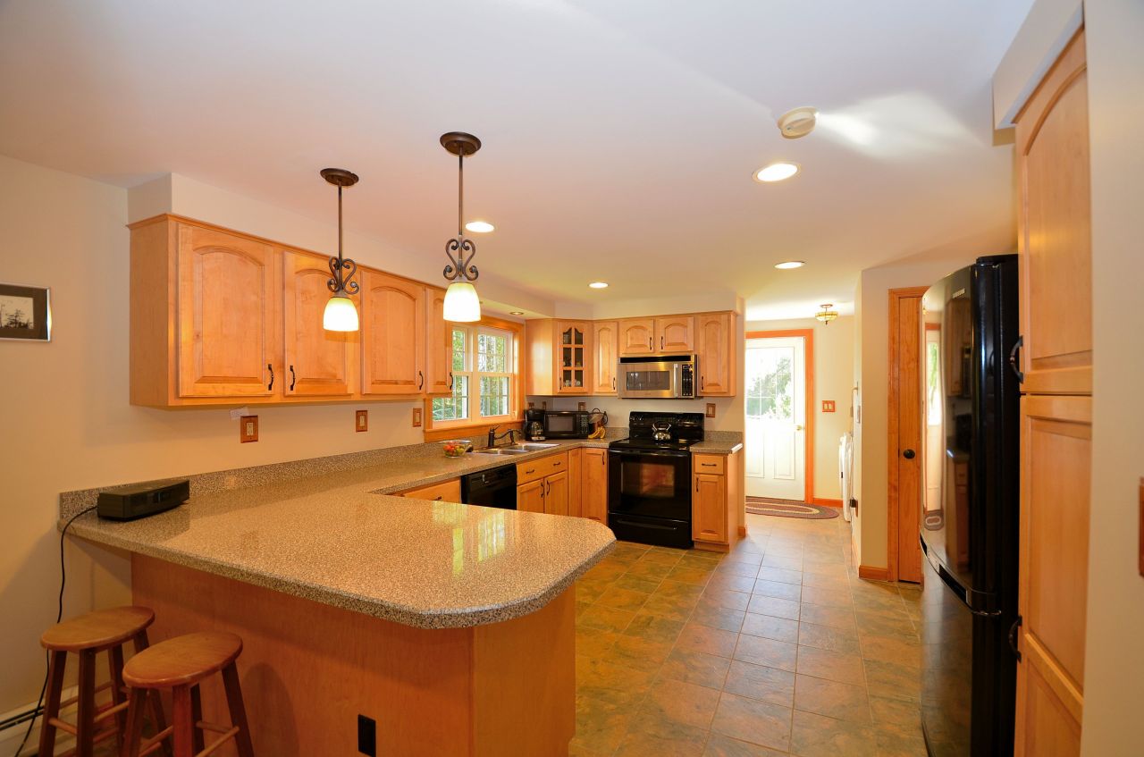 442 County Road Becket, MA 01223 - Photo 3 of 30 Kitchen