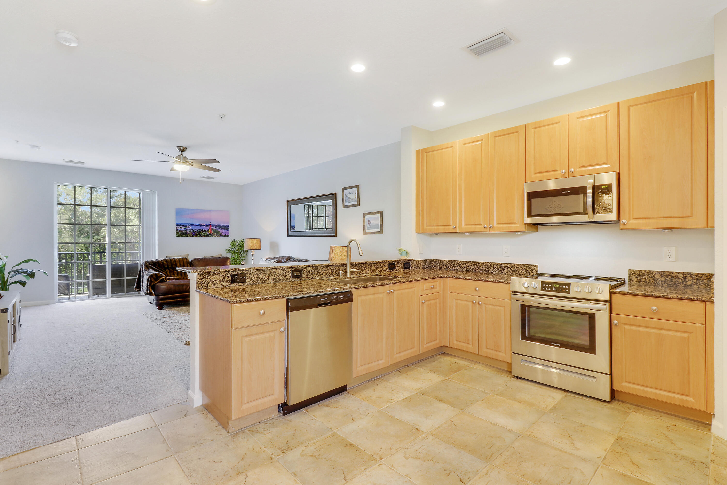 409 School House Road Jupiter, FL 33458 - Photo 12 of 32 House-9 (3)