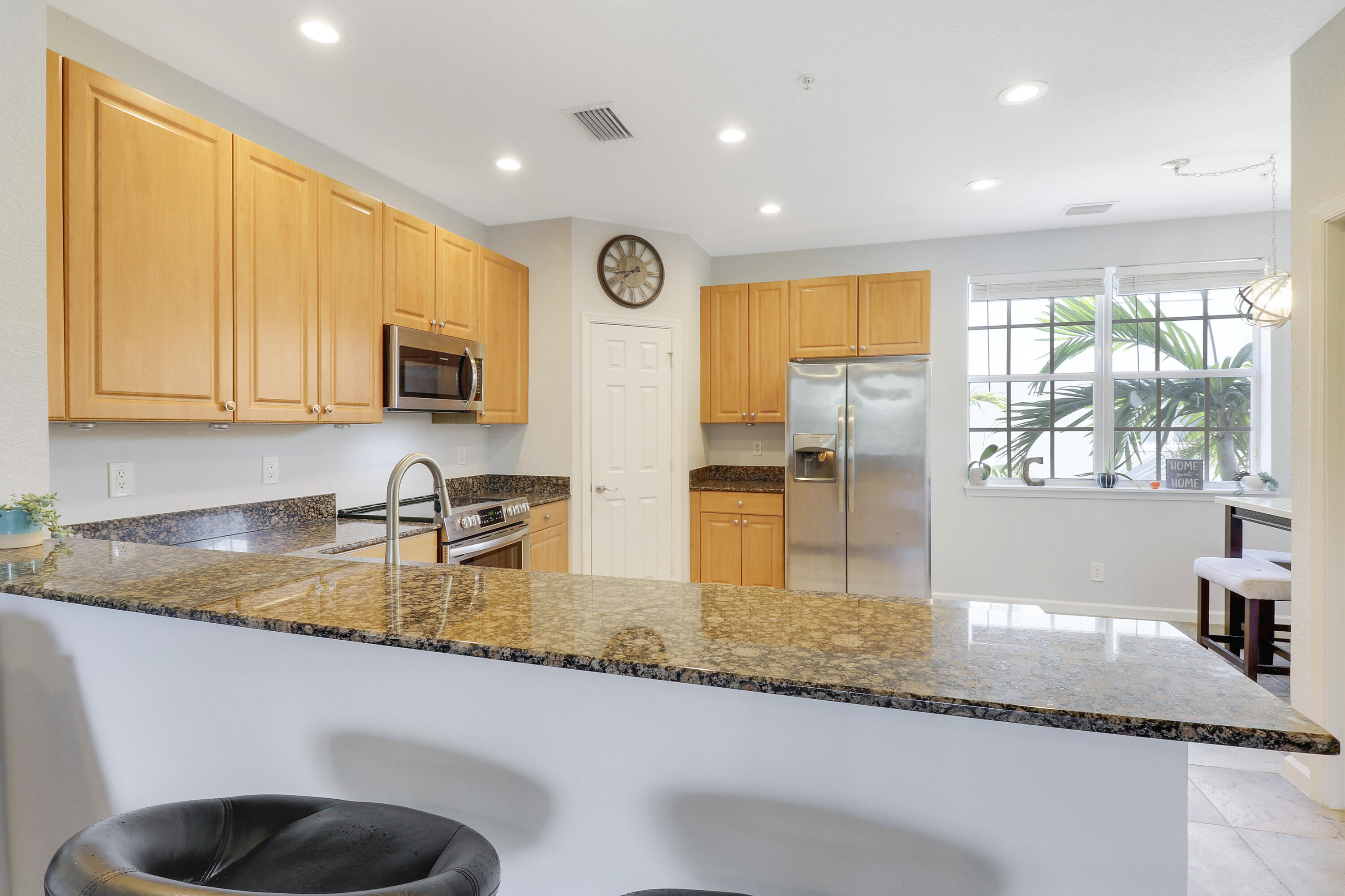 409 School House Road Jupiter, FL 33458 - Photo 13 of 32 House-12 (4)