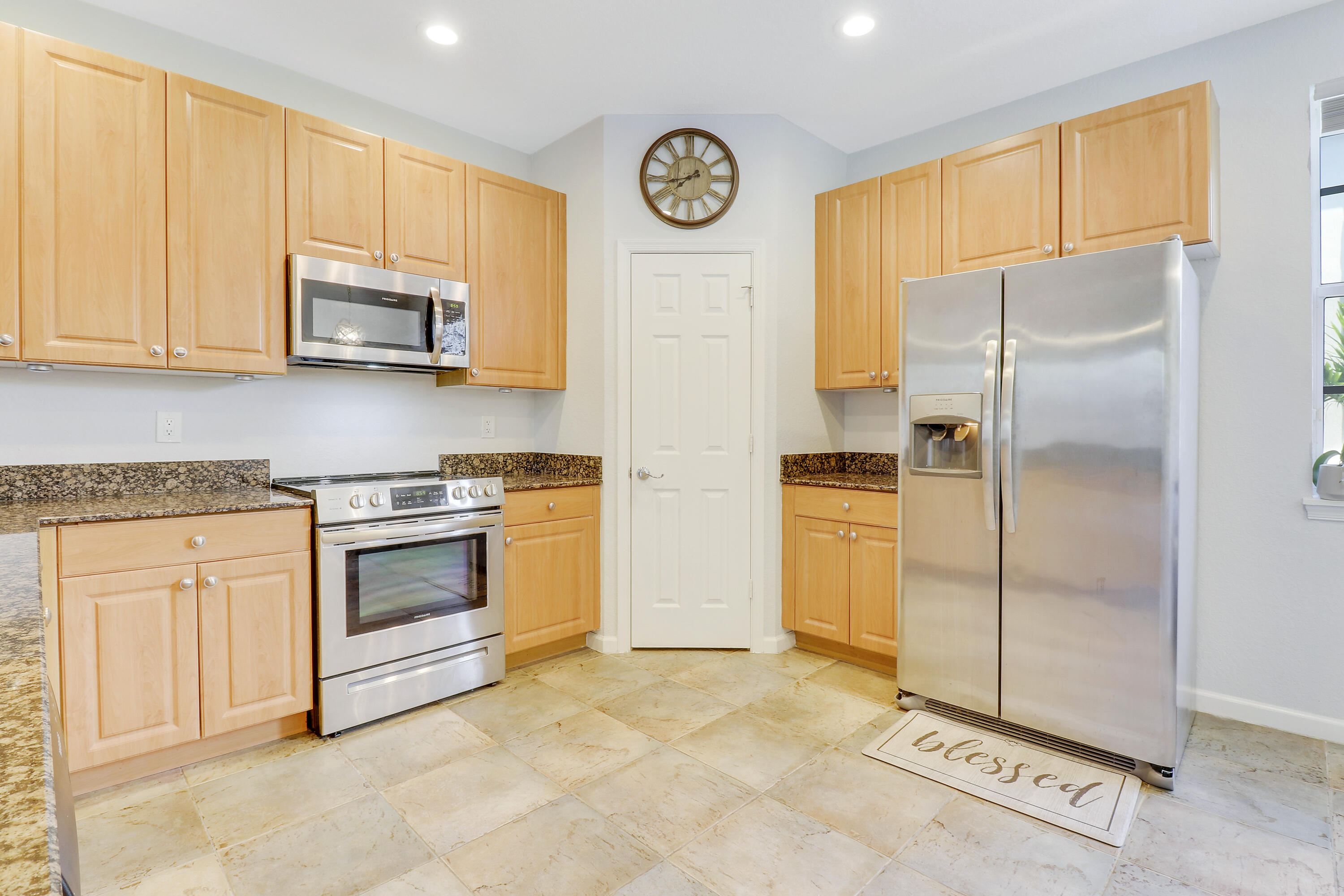 409 School House Road Jupiter, FL 33458 - Photo 14 of 32 House-11 (3)