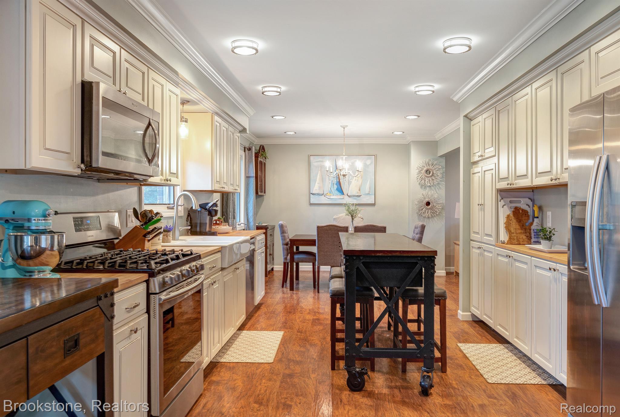 1853 Mackwood Road Rochester, MI 48307 - Photo 15 of 43 Gallery Image 15