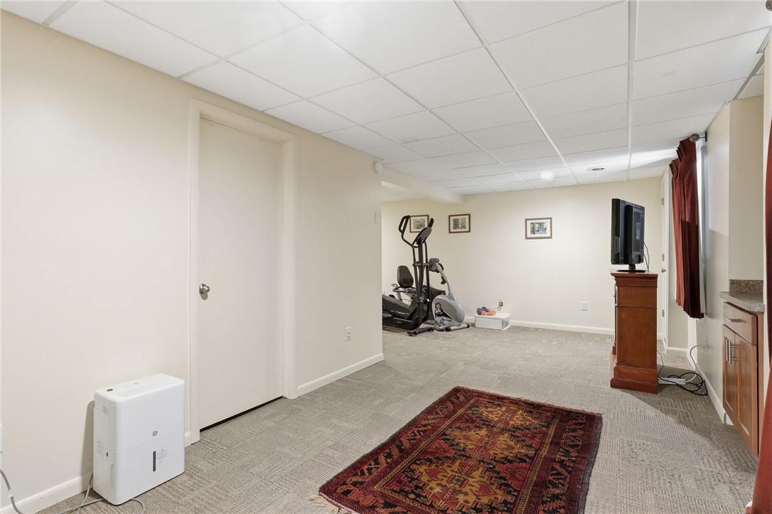 39 Menlo Place Rochester, NY 14620 - Photo 16 of 29