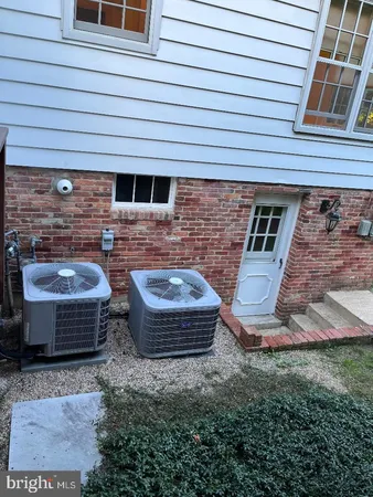 $4,200 | 8111 Saxony Drive, Annandale, VA 22003