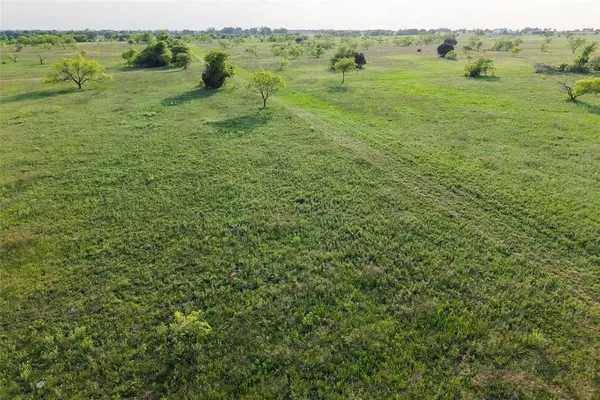 a view of an outdoor space and a yard