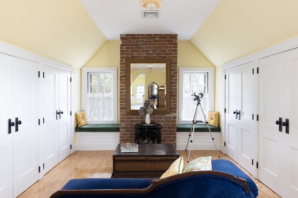175 Mt Vernon Street Newton, MA 02465 - Photo 15 of 21 a living room with furniture