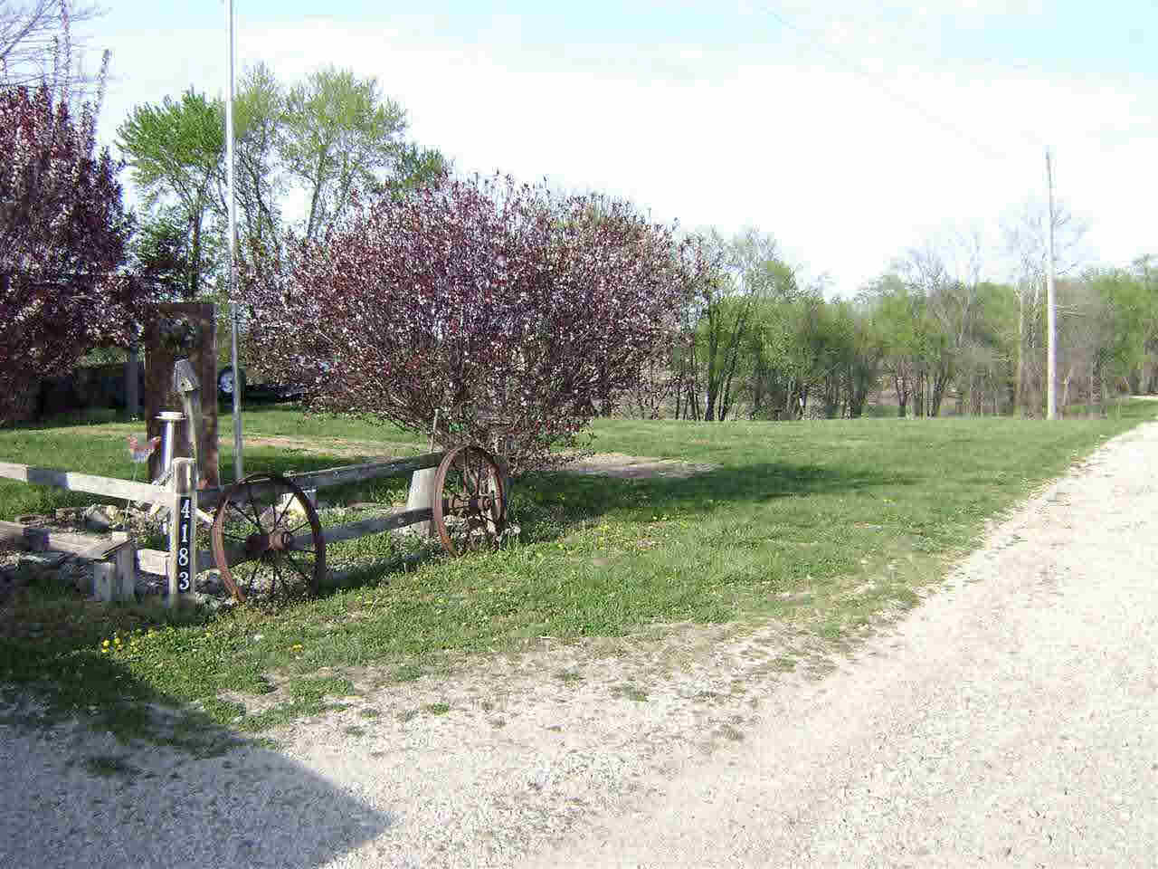 4183 North River Road Bicknell, IN 47512 - Photo 7 of 12