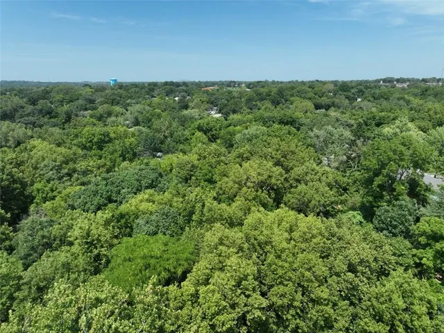 $115,000 | North Baltimore Avenue, Kansas City, MO 64118