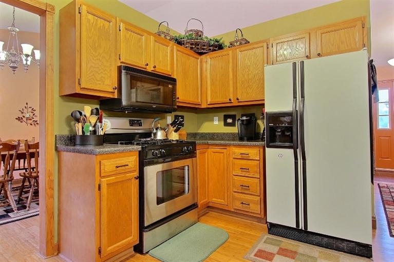 12421 Wayne Street Crown Point, IN 46307 - Photo 7 of 10 767x511