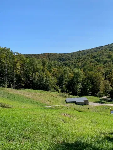 $390,000 | 870 Little Sherburne Road, Killington, VT 05751