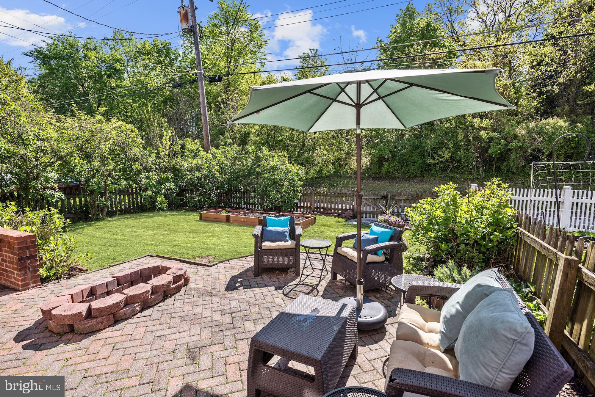 1880 Edgewood Road Towson, MD 21286 - Photo 22 of 28 Brick Patio