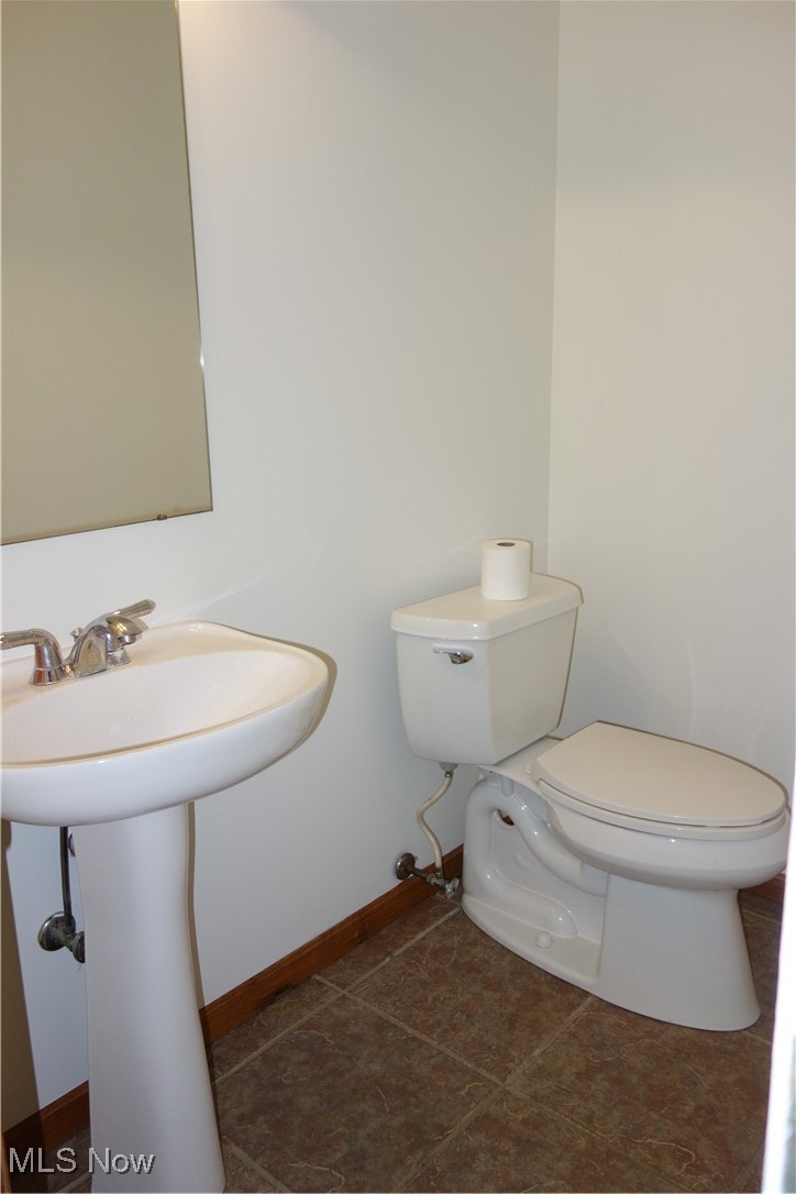 4891 Edson Road Kent, OH 44240 - Photo 25 of 48 1st floor half bathroom