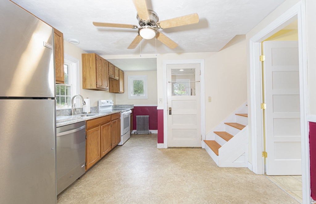 12 Fairground Road Sturbridge, MA 01566 - Photo 10 of 20 Gallery Image 10