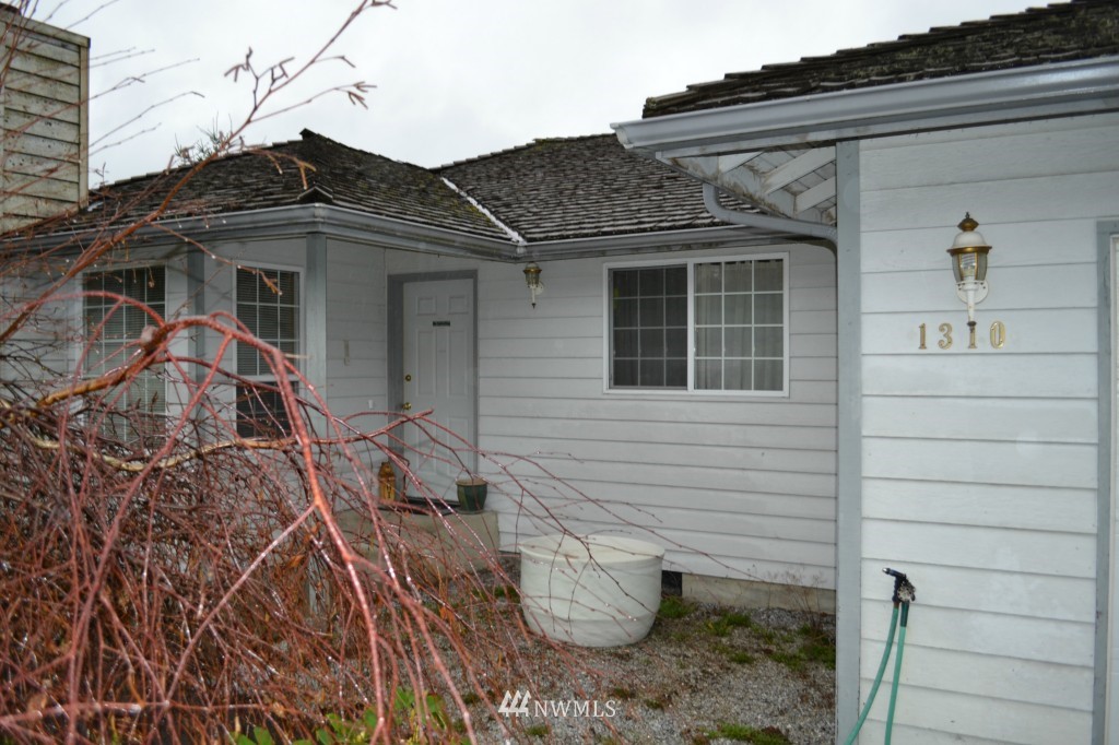 1310 McLeod Road Bellingham, WA 98226 - Photo 1 of 12