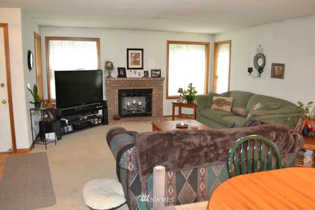 1310 McLeod Road Bellingham, WA 98226 - Photo 2 of 12