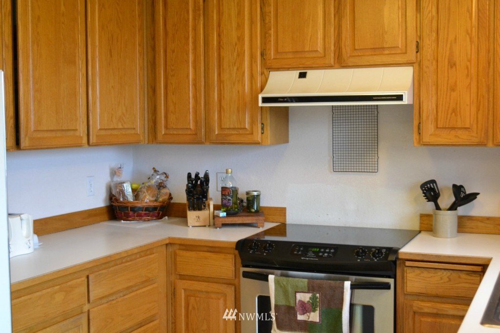 1310 McLeod Road Bellingham, WA 98226 - Photo 5 of 12