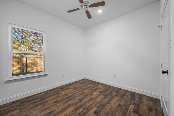 $1,500 | 129 Arapaho Trail, Mabank, TX 75156