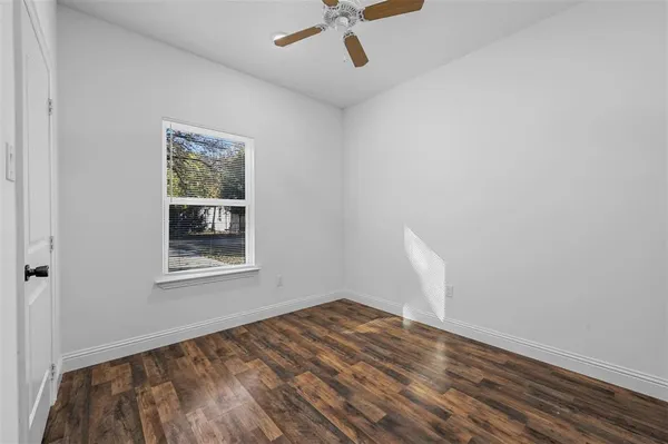 $1,500 | 129 Arapaho Trail, Mabank, TX 75156