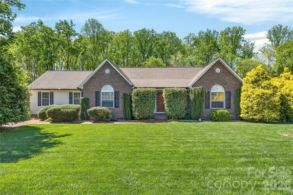 $375,000 | 176 Foy Lane, Statesville, NC 28625