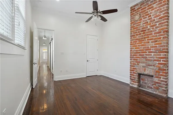 $1,900 | 2922 Banks Street, New Orleans, LA 70119