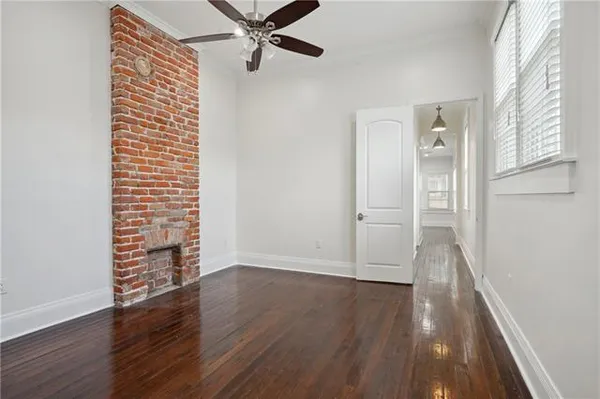 $1,900 | 2922 Banks Street, New Orleans, LA 70119