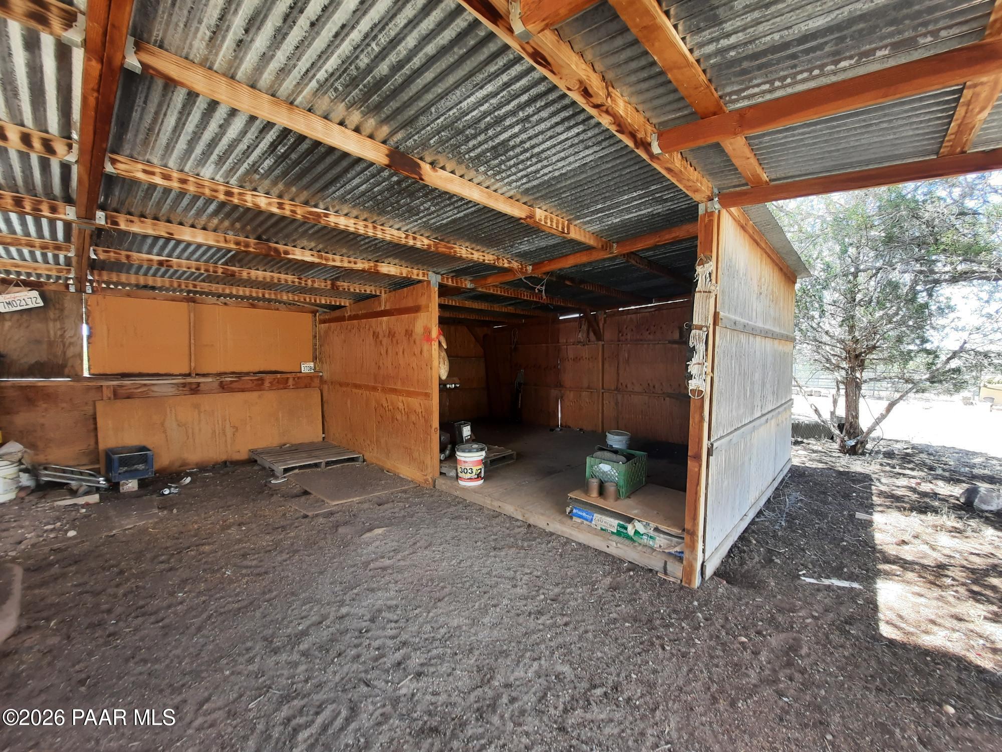 44050 West Fort Rock Road Seligman, AZ 86337 - Photo 27 of 46 20260616_113720