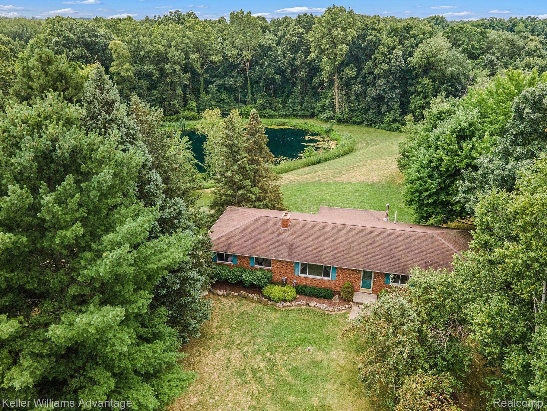4701 West Allen Road Howell, MI 48855 - Photo 1 of 35 Gallery Image 1
