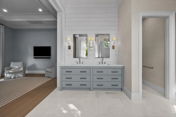 $2,800,000 | 104 Lanitee Circle, Jupiter, FL 33458