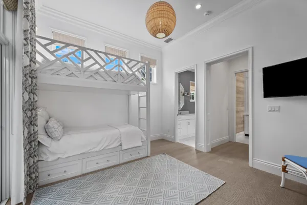 $2,800,000 | 104 Lanitee Circle, Jupiter, FL 33458