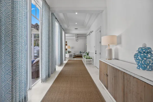 $2,800,000 | 104 Lanitee Circle, Jupiter, FL 33458