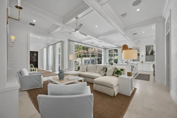 $2,800,000 | 104 Lanitee Circle, Jupiter, FL 33458