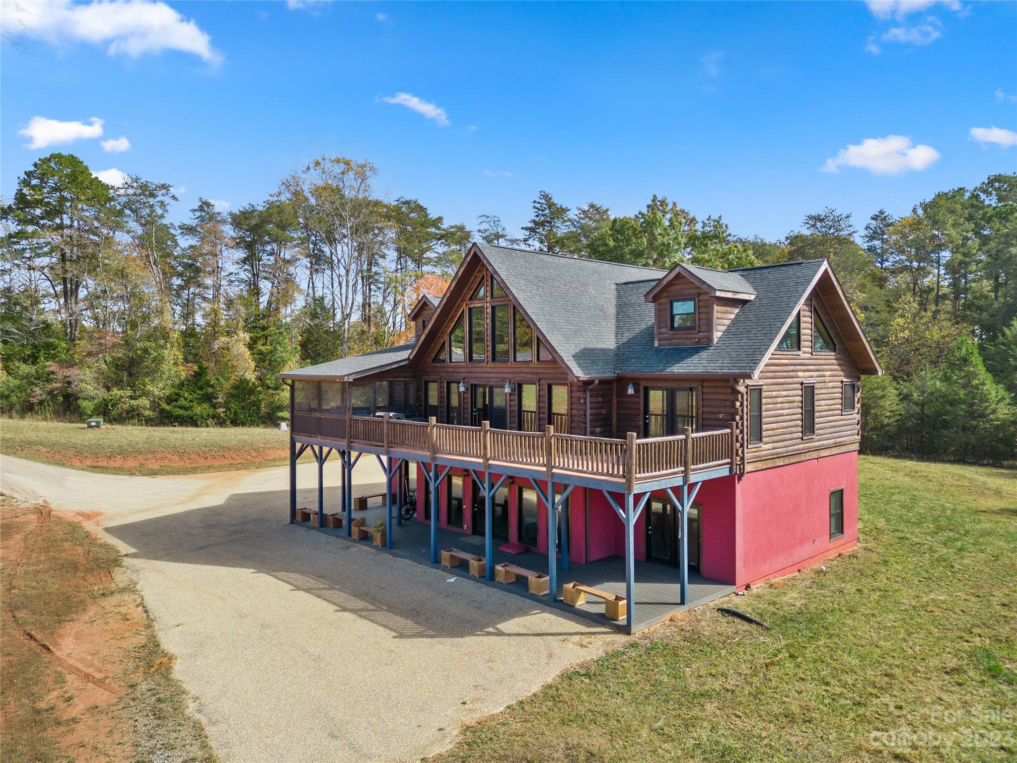 1642 Smith Waldrop Road Columbus, NC 28722 - Photo 2 of 37