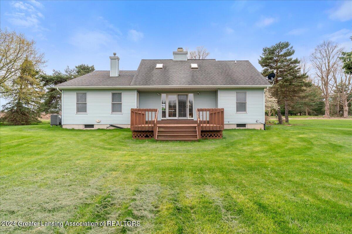 9380 Clark Road Grand Ledge, MI 48837 - Photo 13 of 39 20-Media Jett-19