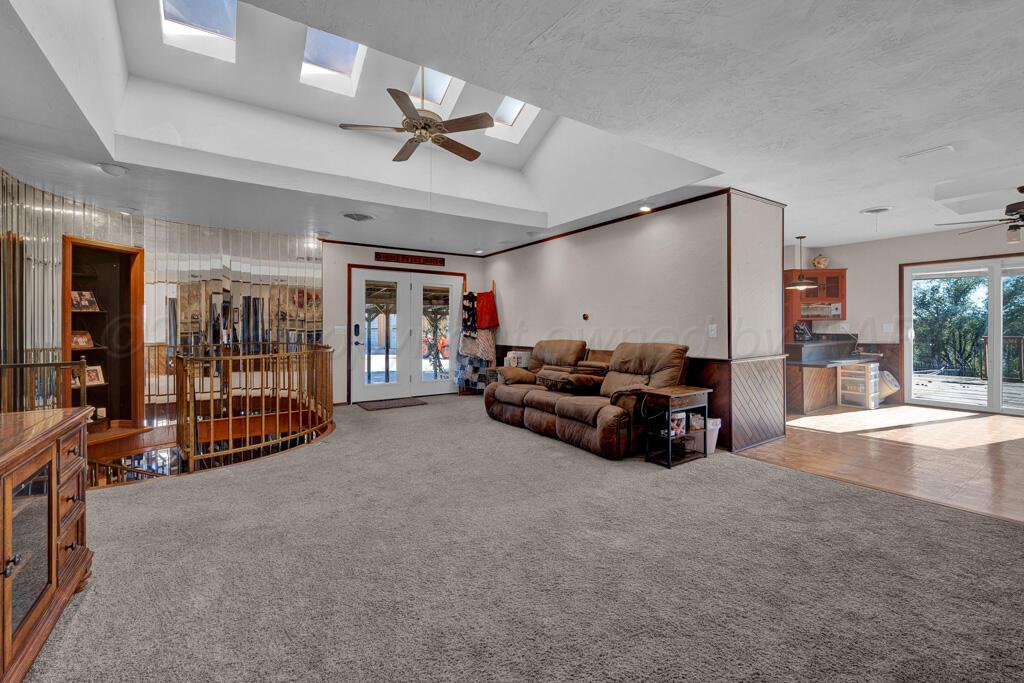 301 Rancho Trail Amarillo, TX 79108 - Photo 6 of 42 living room 1