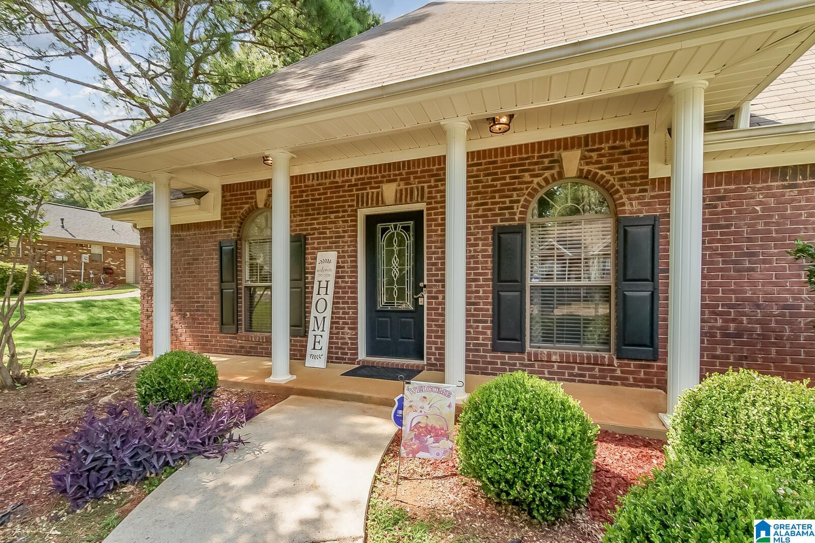 131 Chinaberry Lane Alabaster, AL 35114 - Photo 1 of 28