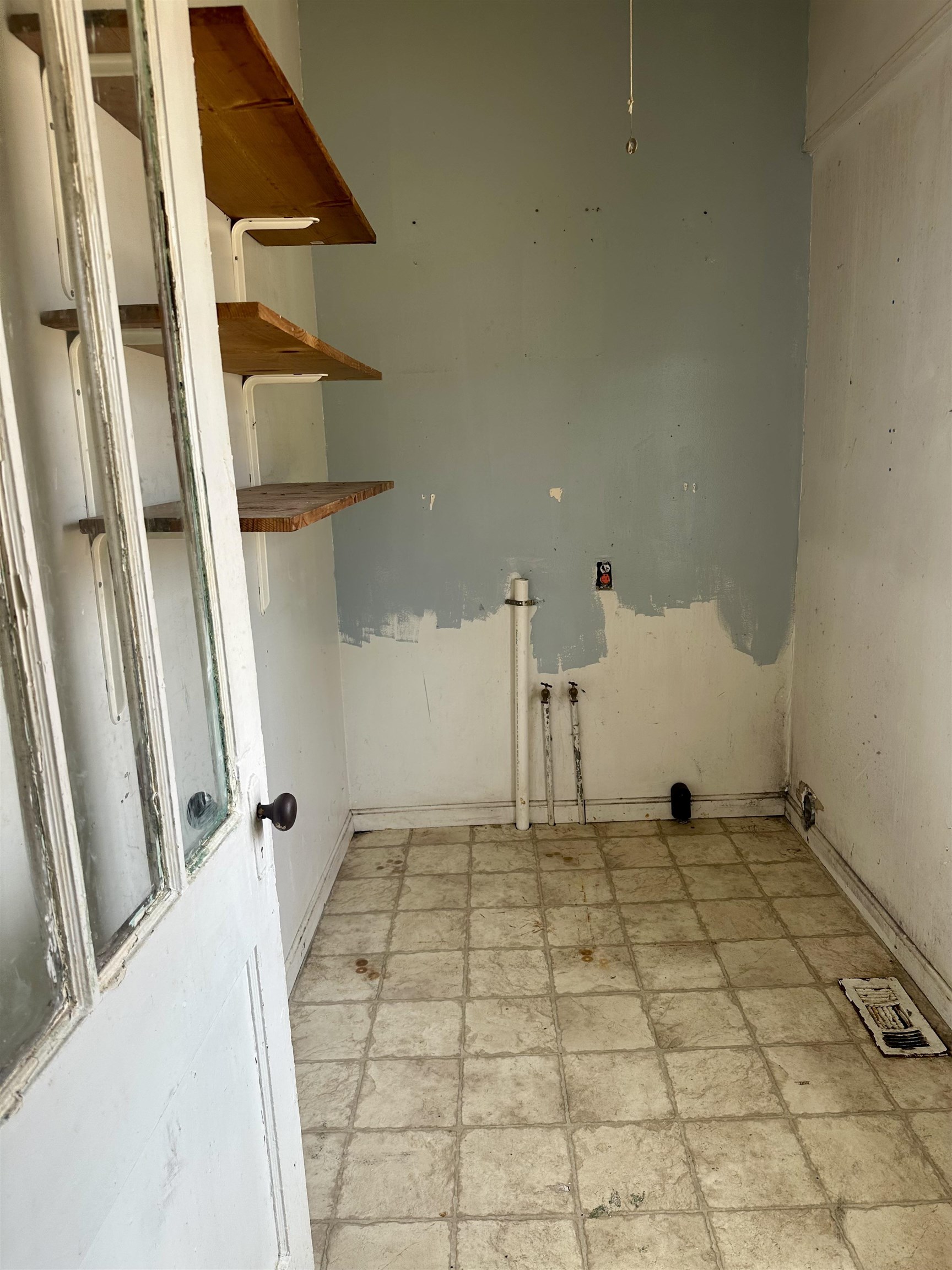 332 Pharr Avenue Selmer, TN 38375 - Photo 11 of 27 a view of an empty room