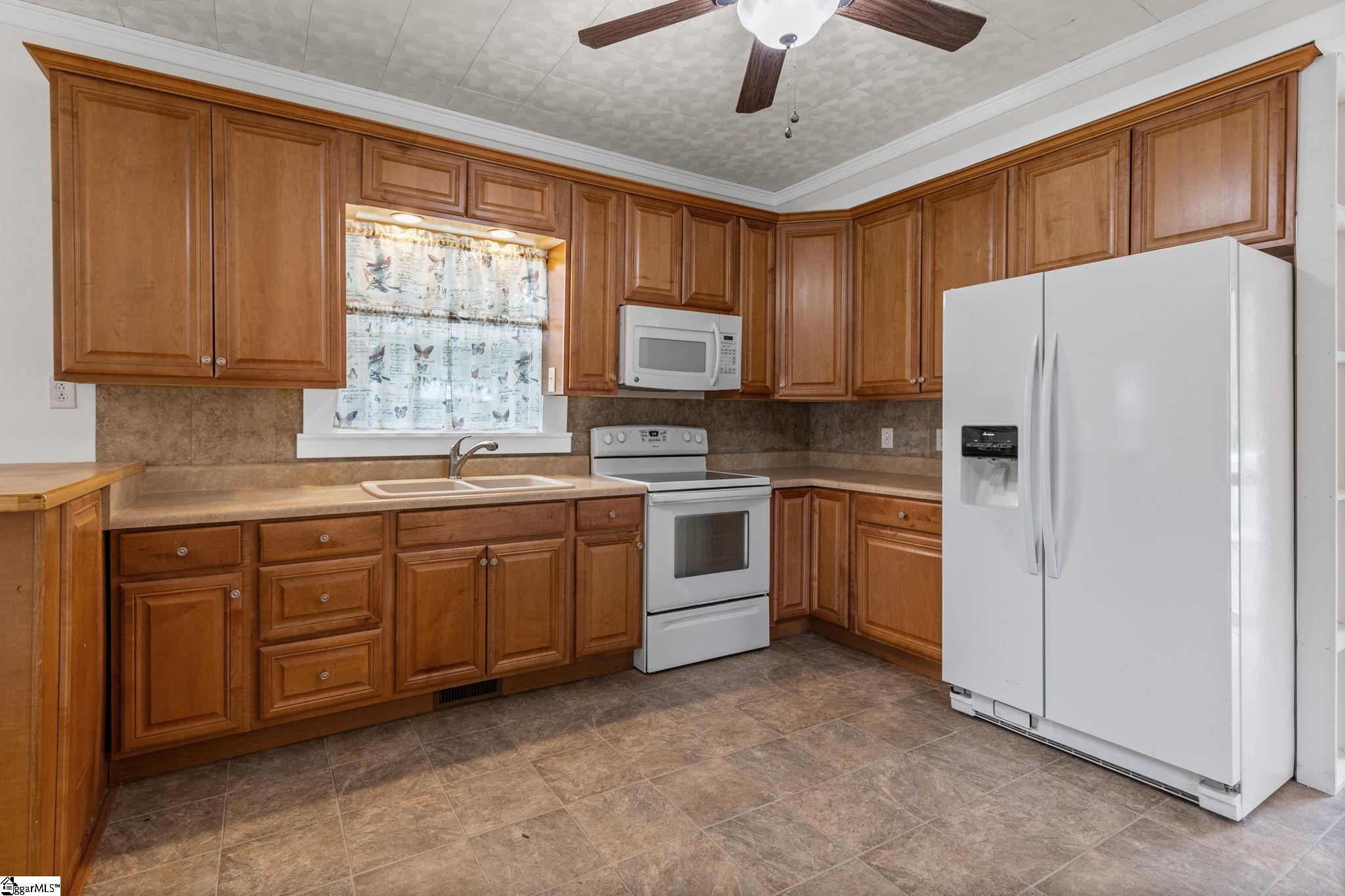 403 Faulkner Street Clover, SC 29710 - Photo 18 of 35