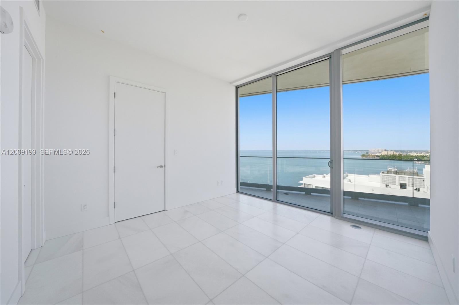 175 Southeast 25th Road, Unit 1403 Miami, FL 33129 - Photo 12 of 22
