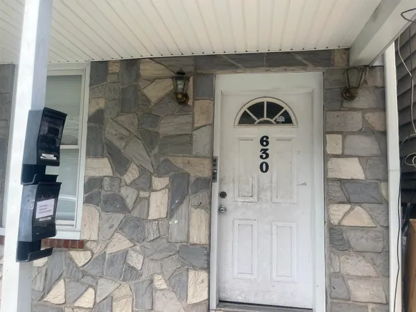 $2,850 | 630 37th Street, Unit 2, Union City, NJ 07087