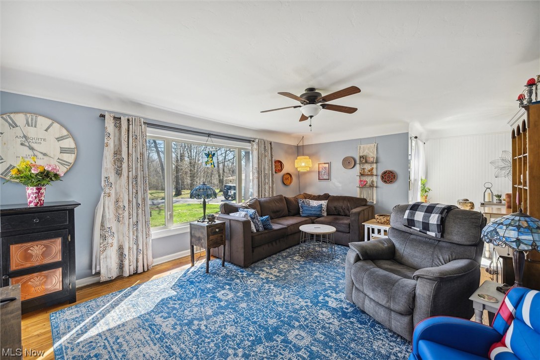 9506 Oakdale Road Parma, OH 44129 - Photo 6 of 25 Gallery Image 6