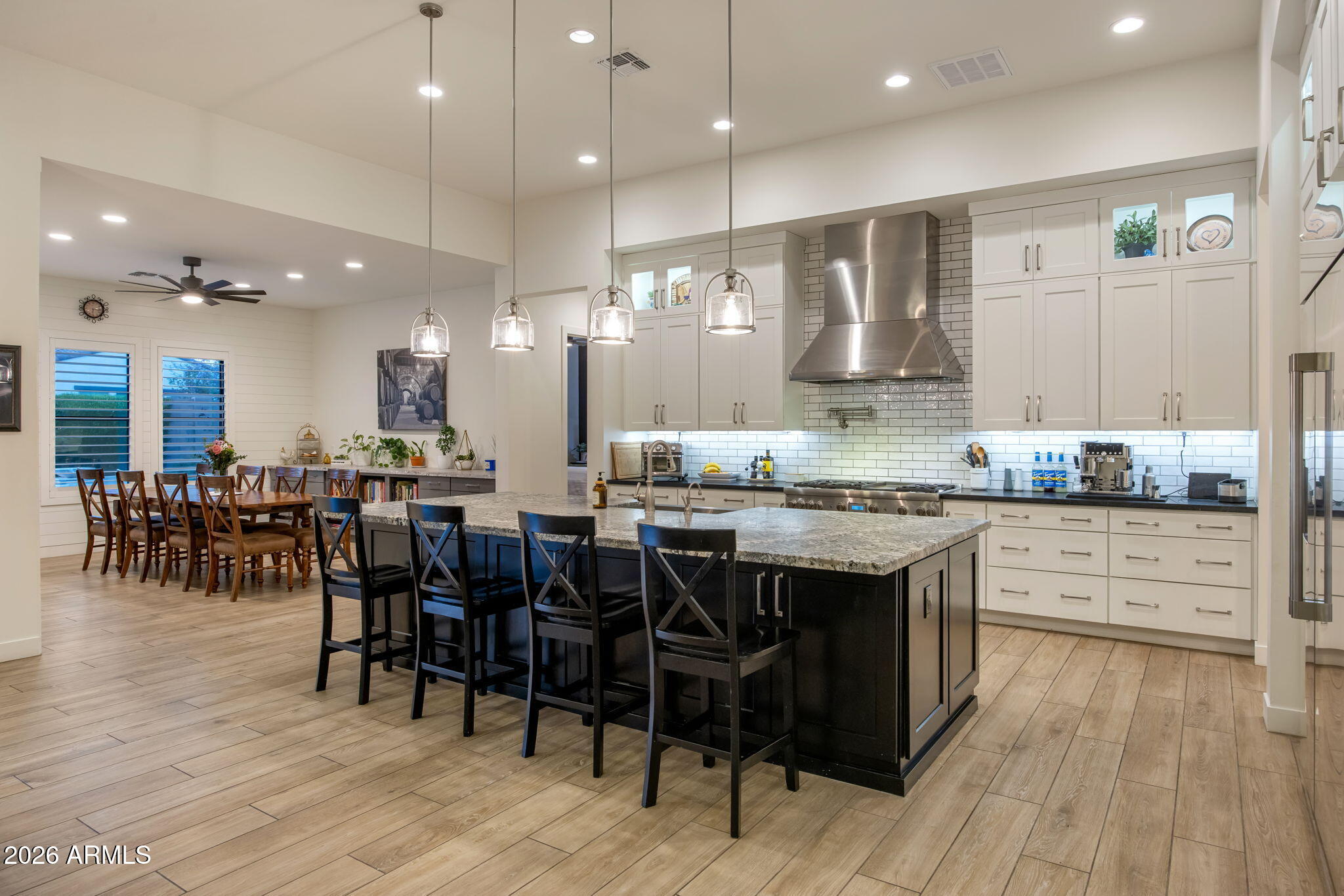 1732 East Gillcrest Road Gilbert, AZ 85298 - Photo 6 of 63 Kitchen overlooking the Eating Area