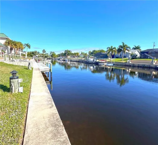 $145,000 | 3901 Del Prado Boulevard South, Unit 202, Cape Coral, FL 33904
