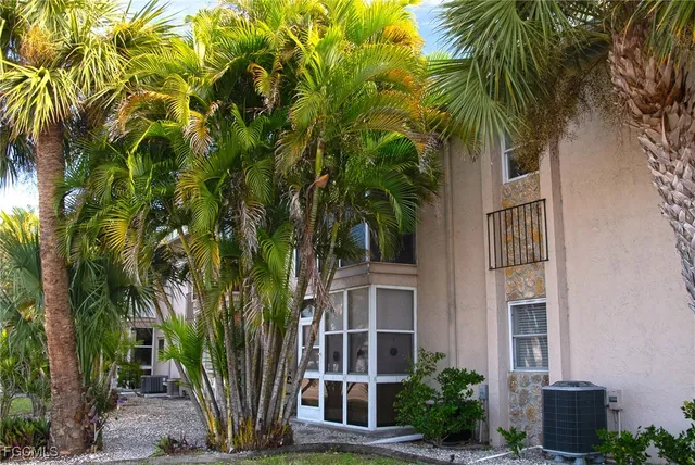 $145,000 | 3901 Del Prado Boulevard South, Unit 202, Cape Coral, FL 33904