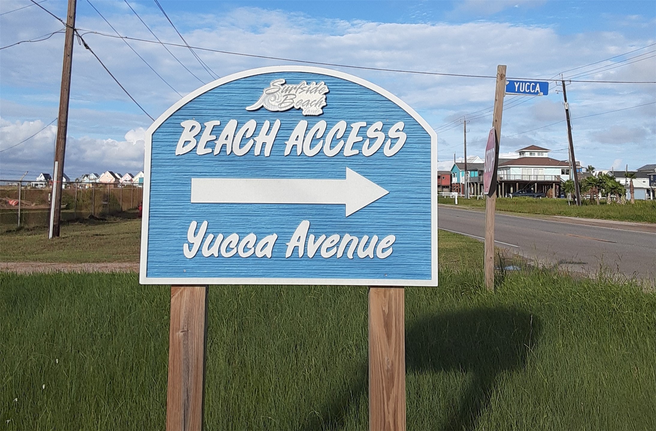 0 Yucca Avenue Surfside Beach, TX 77541 - Photo 3 of 20 a sign that is on the side of a building